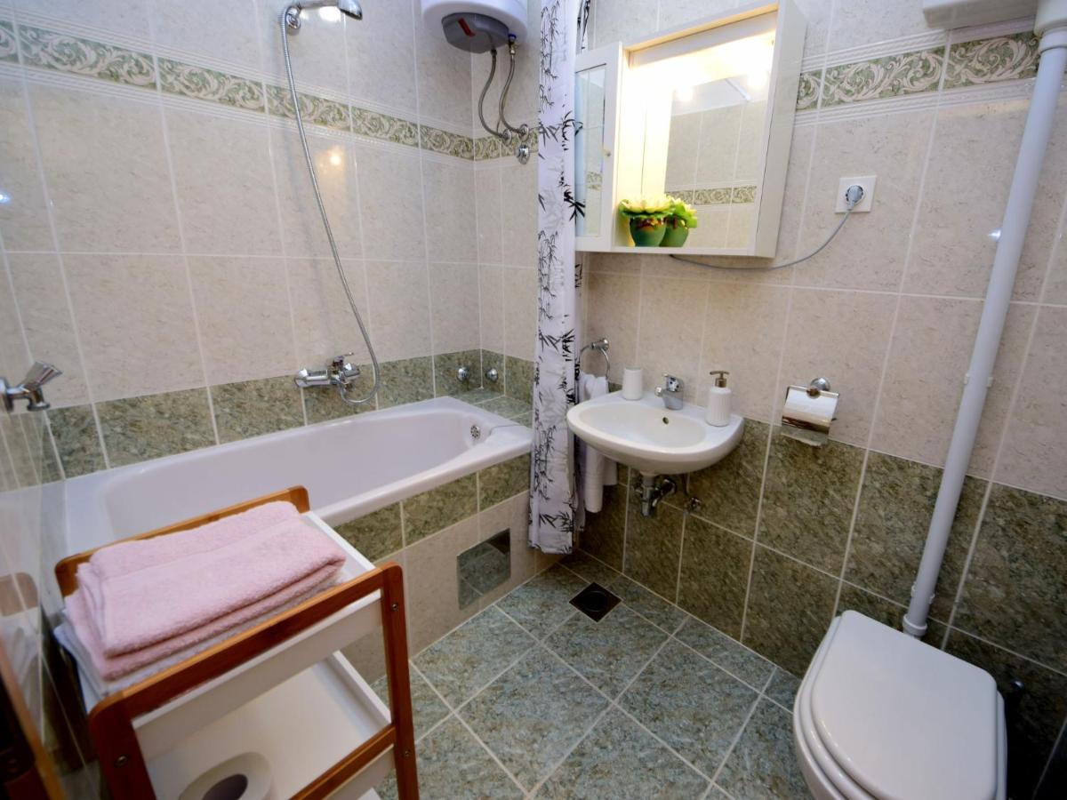 Apartment Niko 1 Duće Buitenkant foto